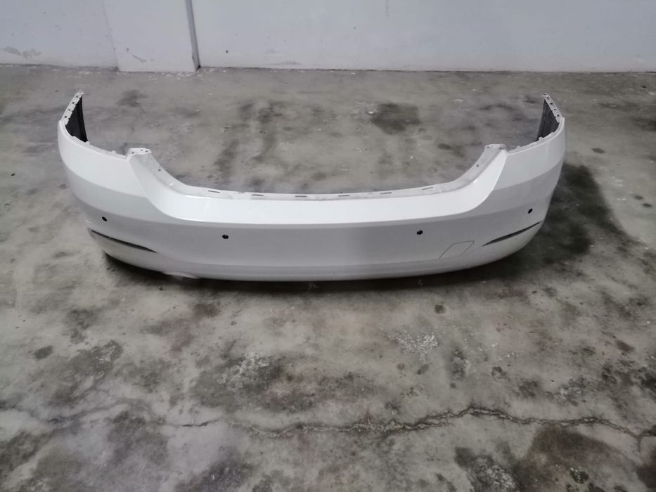 Para choque trazeiro Bmw 418 (branco)