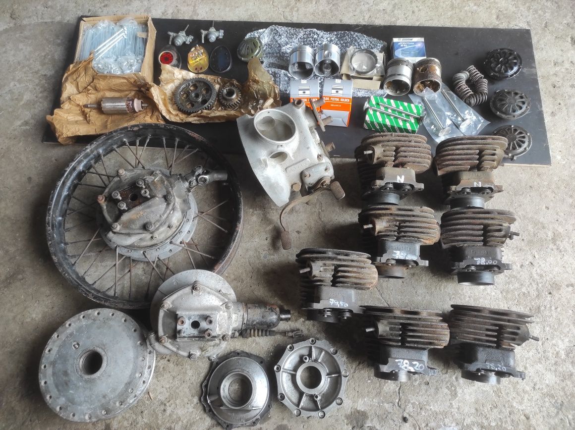 Komplet cylindry + tłoki wypukłe + pierścienie Ural benzyna E95