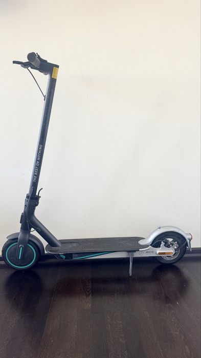 Продається електросамокат Xiaomi pro 2 Mercedes з гарантією