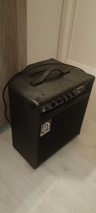 Amplificador Ampeg BA-108v2 1x8" - Usado/bom Estado