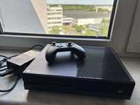 Xbox One 500 Gb plus pad