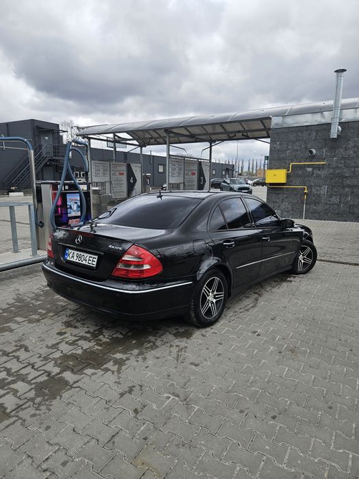 Продам Mercedes-Benz 320 E klas