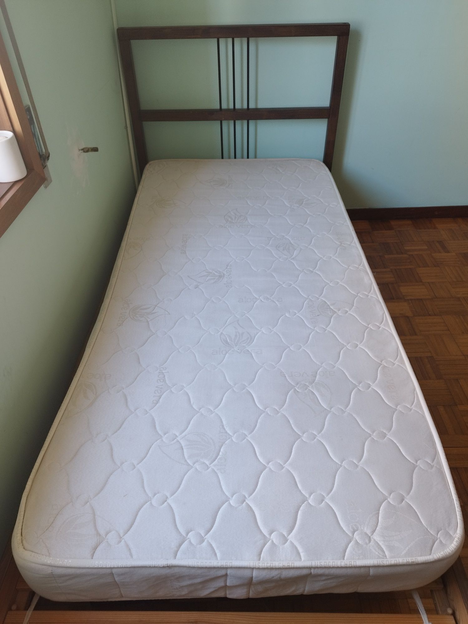 Cama de solteiro