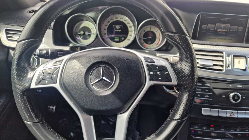 Mercedes-Benz E300 bluetec hybrid