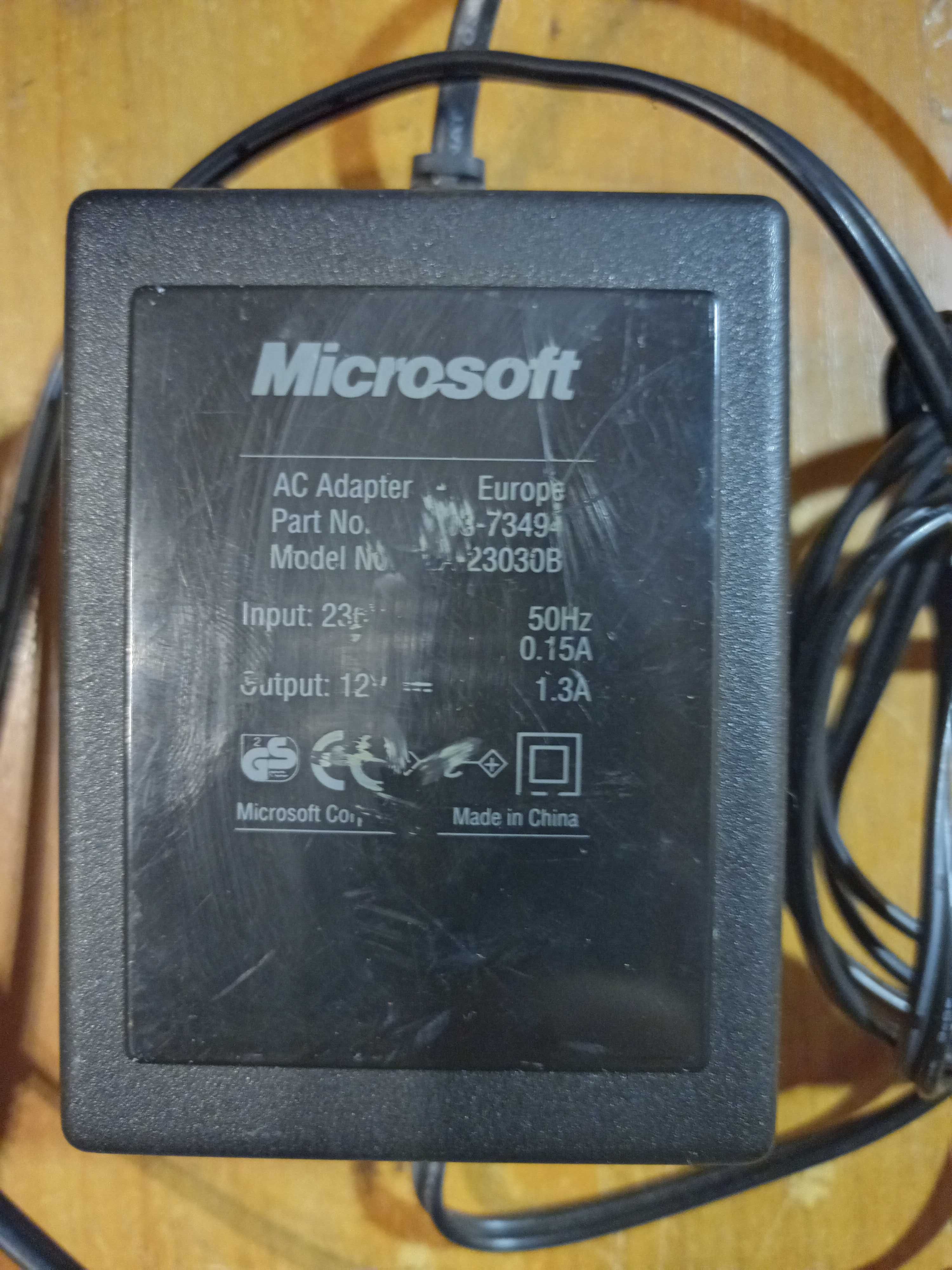 Блок питания Microsoft"