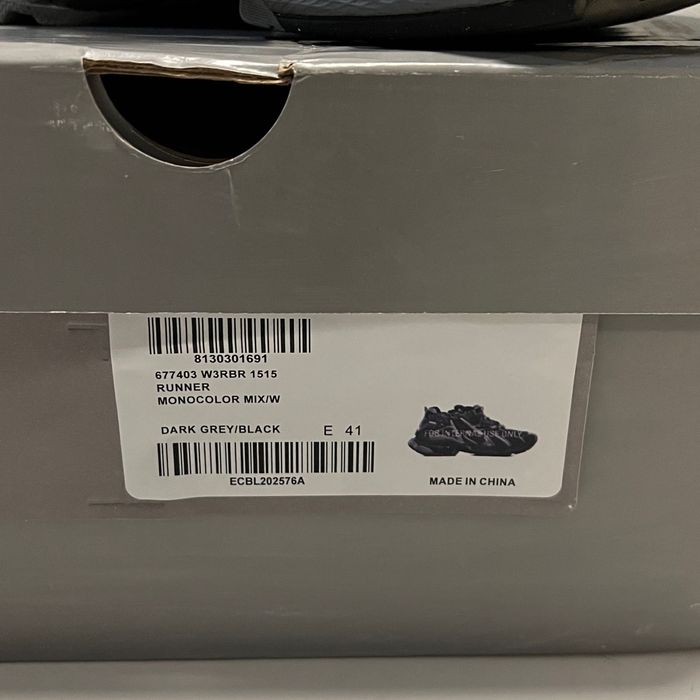 Кроссовки Balenciaga Runner Dark Grey Black (677403 W3RBR 1515)