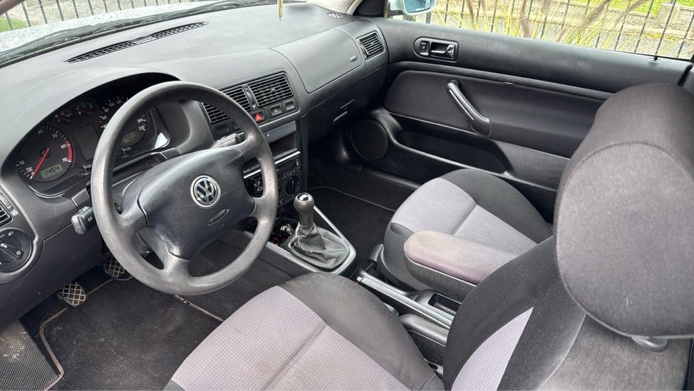 Golf 1.4 benzyna, 2001 r., 168 tys. km – sprawny, zadbany, klima