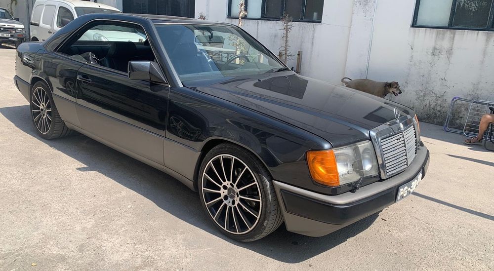 Mercedes-Benz 300 CE