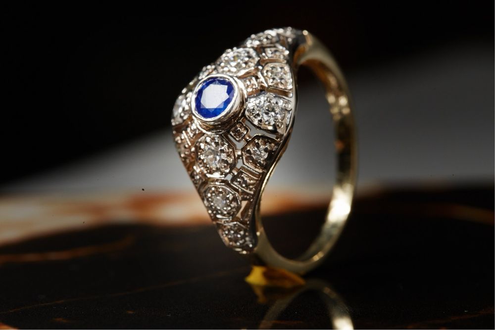 Pierścionek złoty 585 szafir naturalny 0,44 ct diamenty 0.32 ct