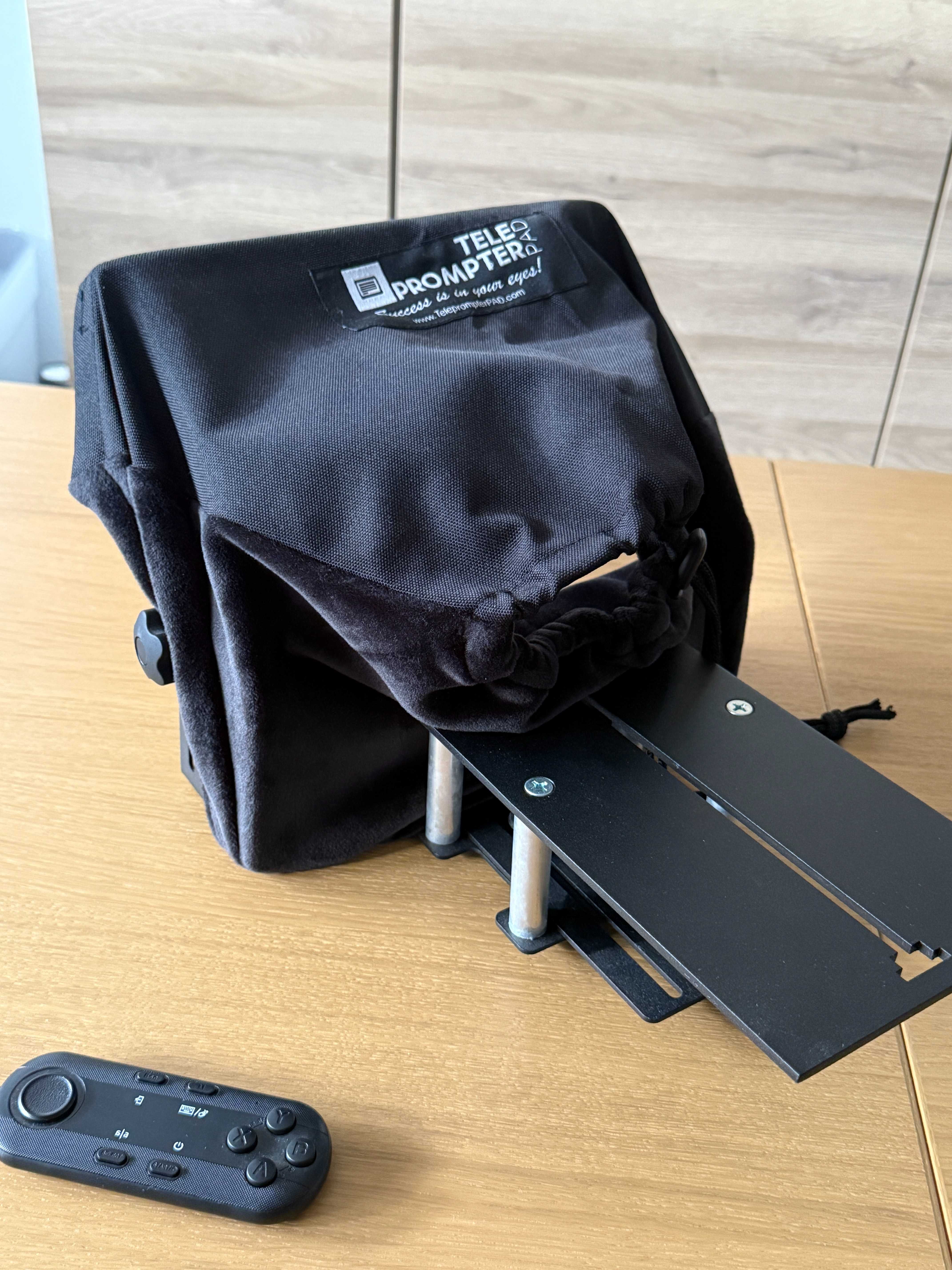 Teleponto com comando e App - Teleprompter Pad