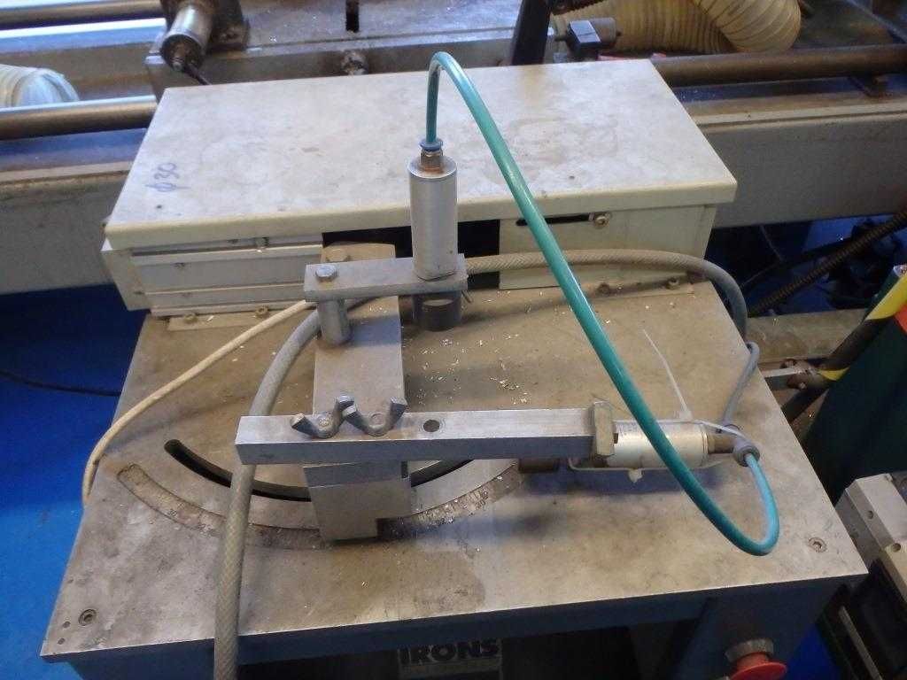 Frezarka do słupka PCV , aluminium