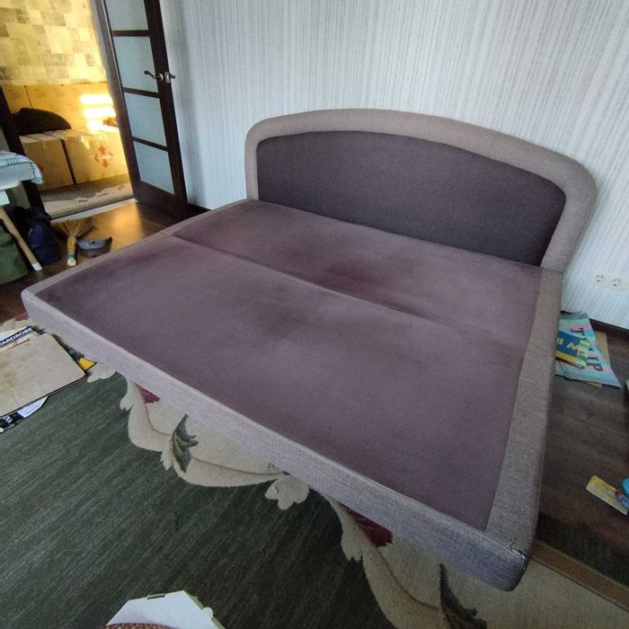 Розкладний диван