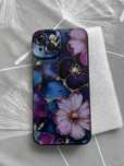 Nowe etui na iPhone 13 elegancki kwiatowy wzór