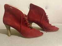 czerwone buty wiązane szpilka na welentynki 38 skórzane zamszowe