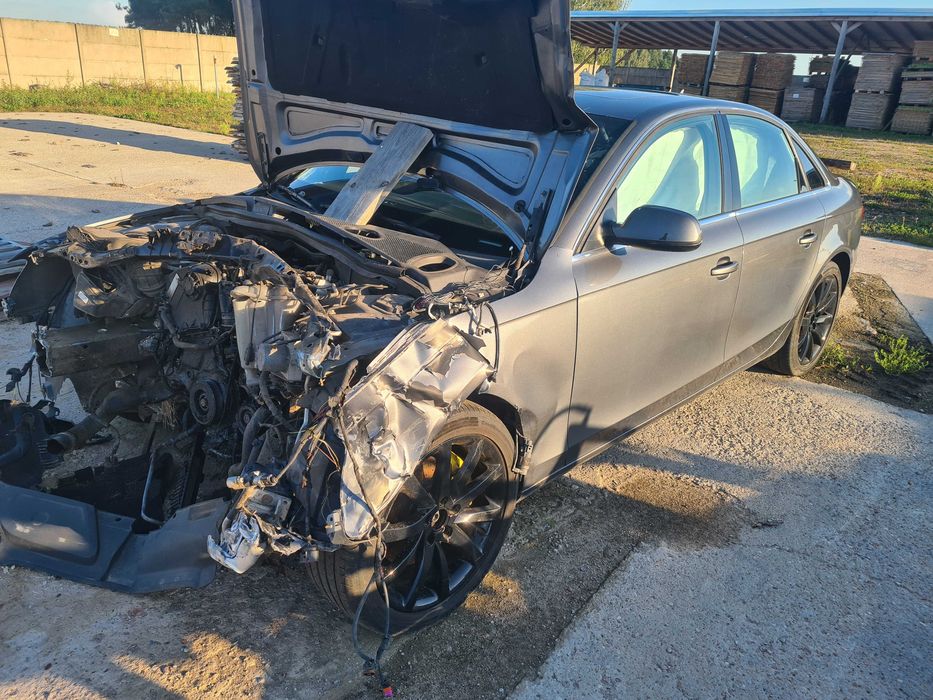 Audi a4 b8 2013r 2.0TFSI quattro po wypadku na części