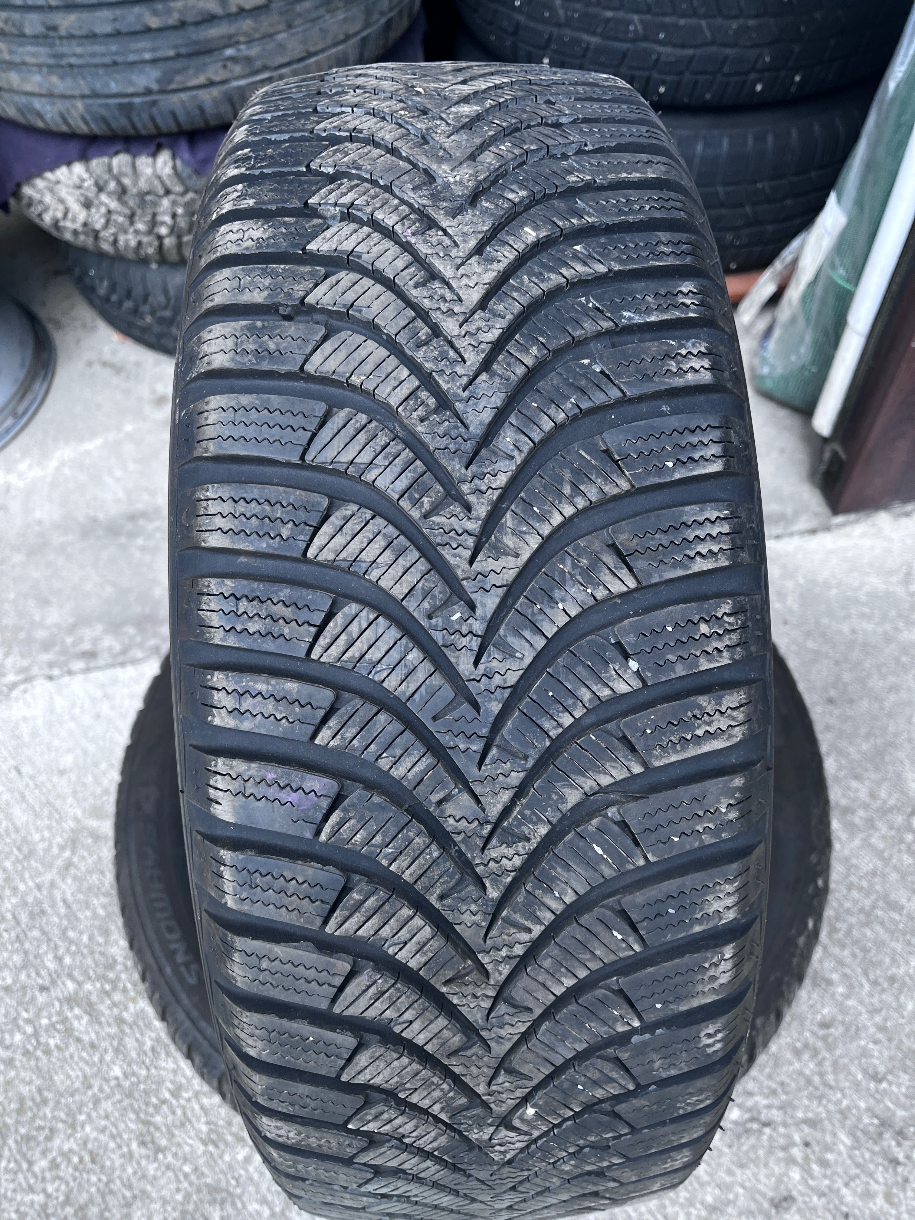 Opony 205/55/16r