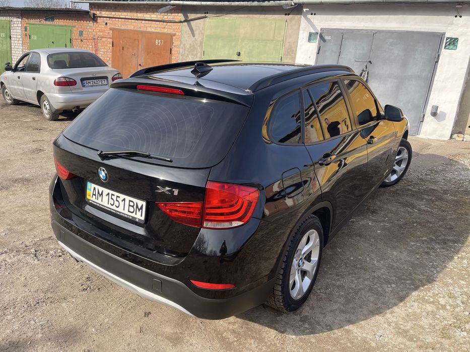 Продам авто BMW x1, 245 к.с., бензин