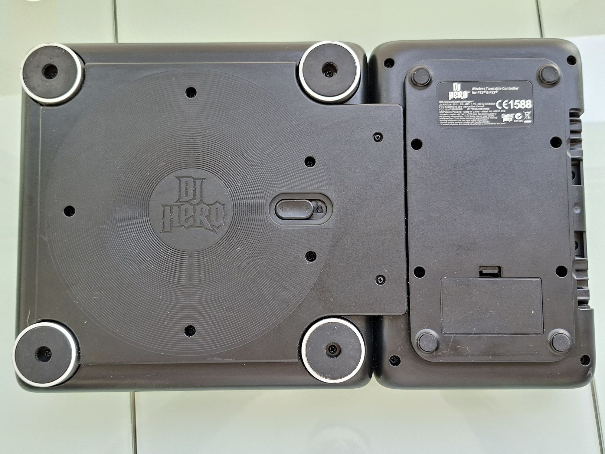 Consola Playstation Toca-discos, TURNTABLE DJ HERO 2 para PS3 e PS2
