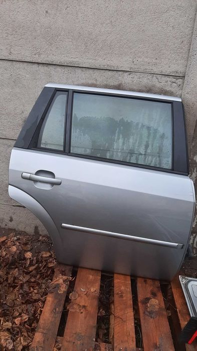 drzwi prawe lewe przód lub tył Mondeo mk3 kombi