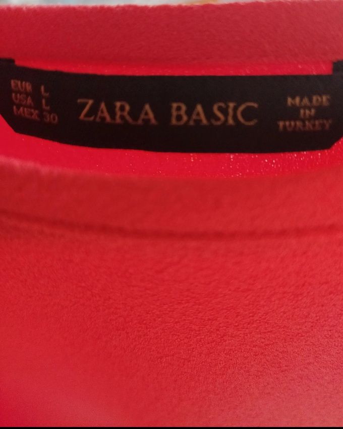 Vestido vermelho Zara