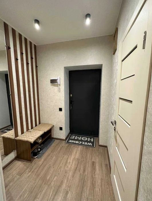 Продаж 1-кім. квартири з ремонтом в новобудові