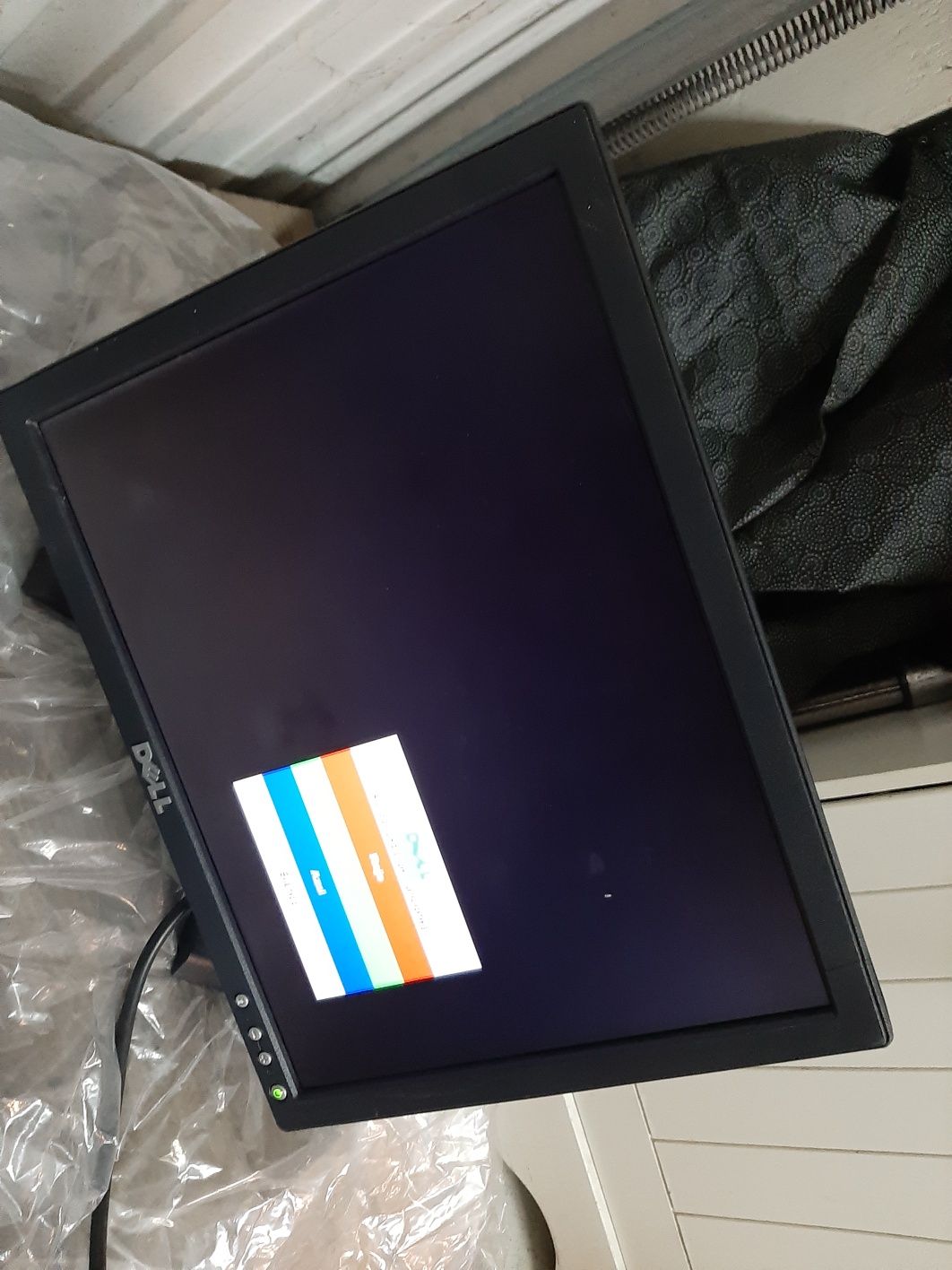 Monitor Dell em bom funcionamento