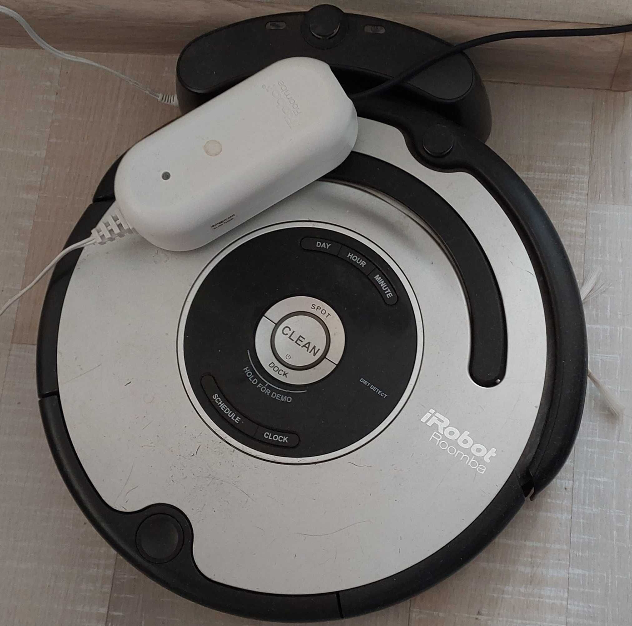 Робот-пилосос iRobot Roomba 560