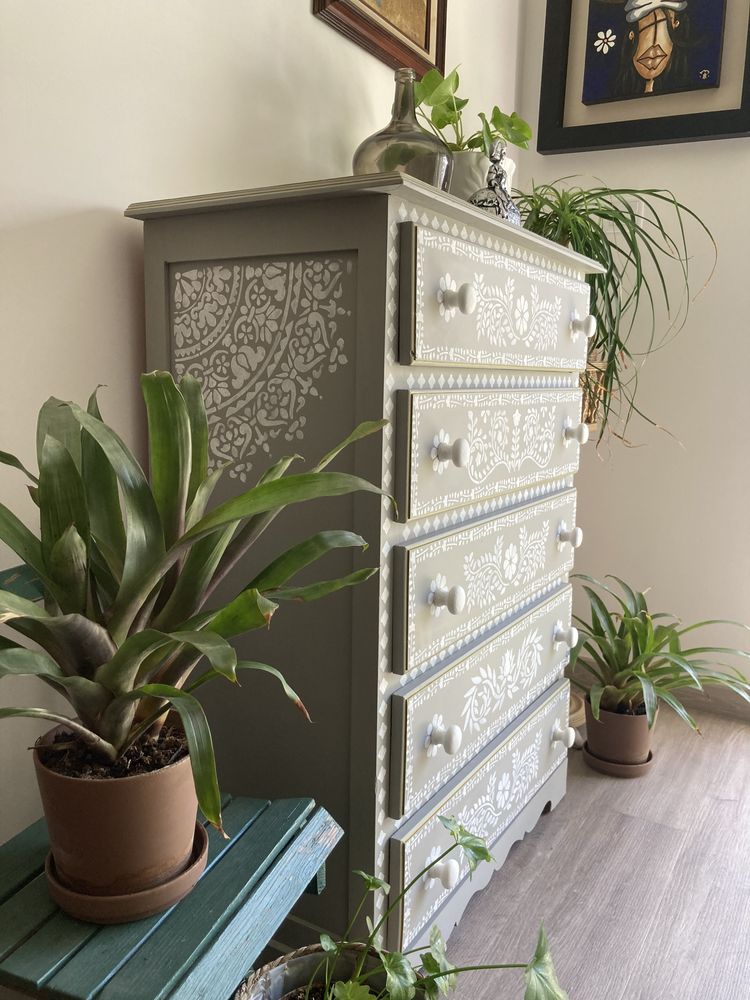 Cómoda decorativa