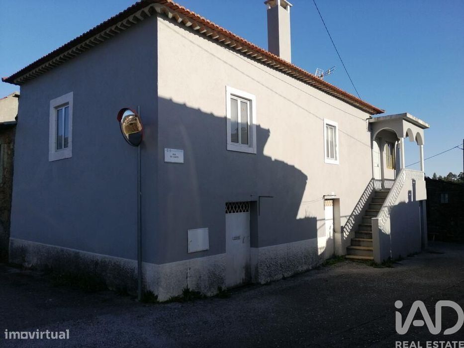 Casa / Villa T3 em Pedrógão Grande de 90 m2