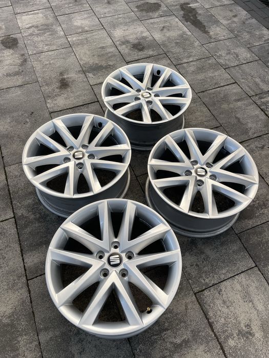 Продам диски 5X112 17, ET40,  5Fj601025, Volkswagen, Skoda,
