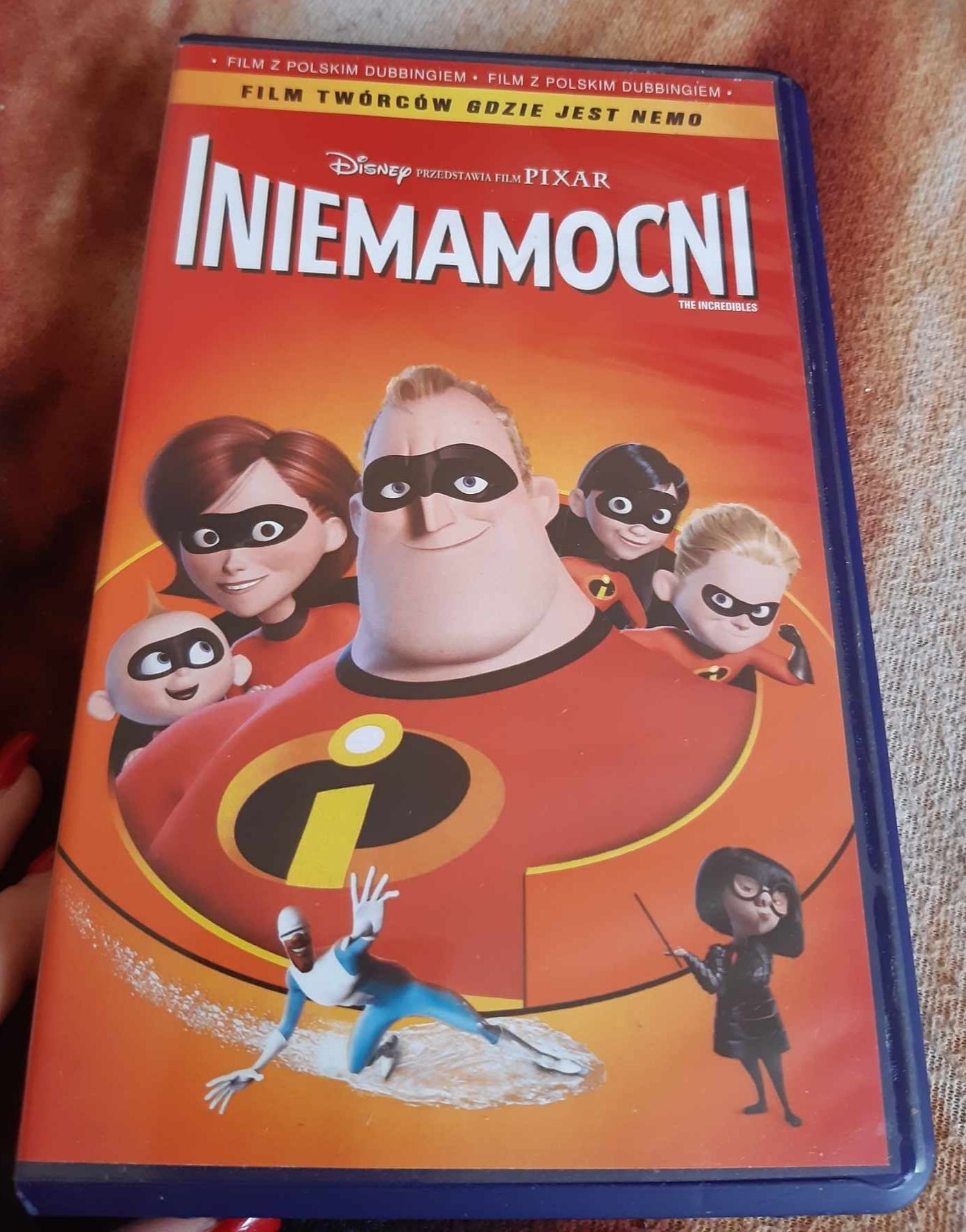 Kasety vhs bajki i jeden film