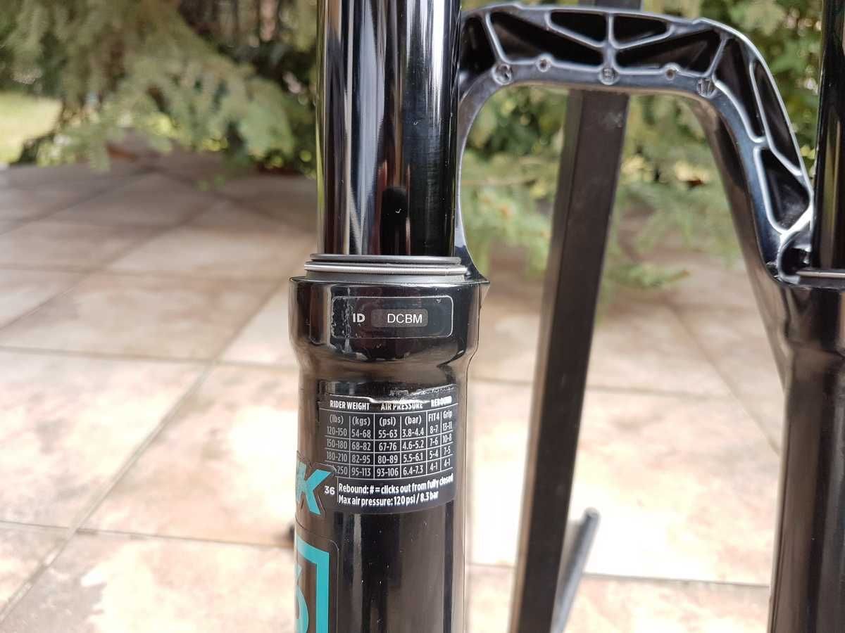 przedni amortyzator FOX Performance 36 FLOAT, pod koło 27,5", 160mm