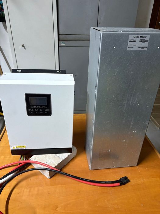 Гібридний інвертор з батареєю