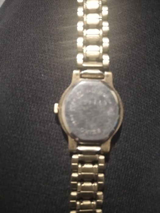 Продам женские часы SEIKO
