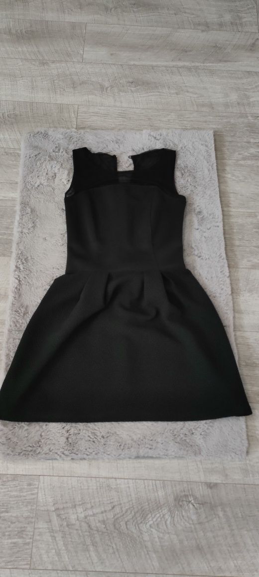 Sukienka kolor czarny
