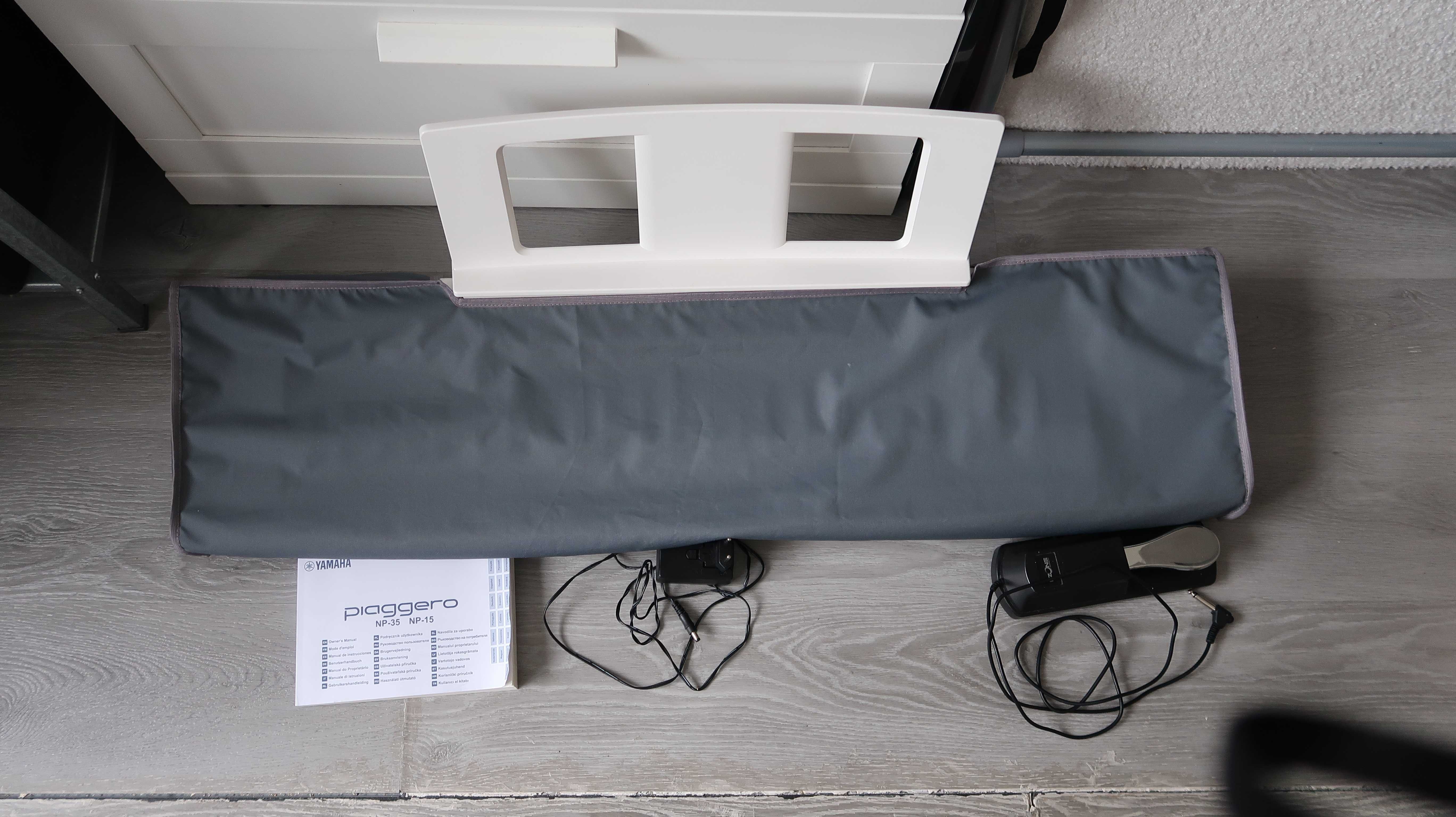 Yamaha NPP-15 biały fortepian + pokrowiec + pedał