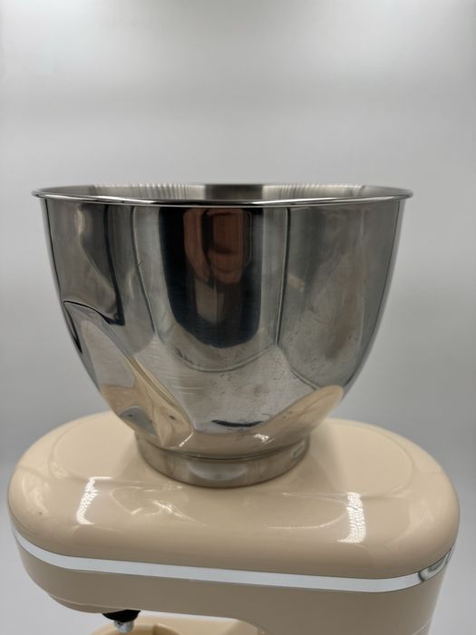 Robot kuchenny planetarny duza misa bella mini 1200 bezowy