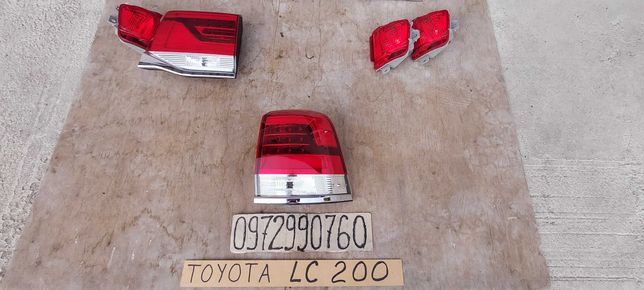 Toyota LC 200 2015-задний правый кузовный лед фонарь оригинал