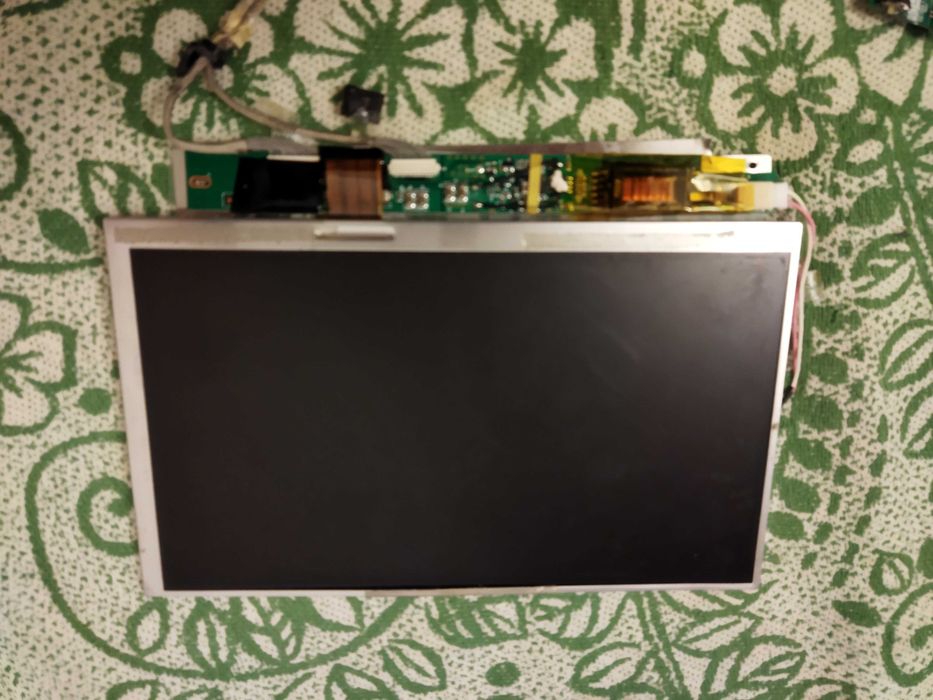 Плеер DVD портативный Philips экран (запчасть).