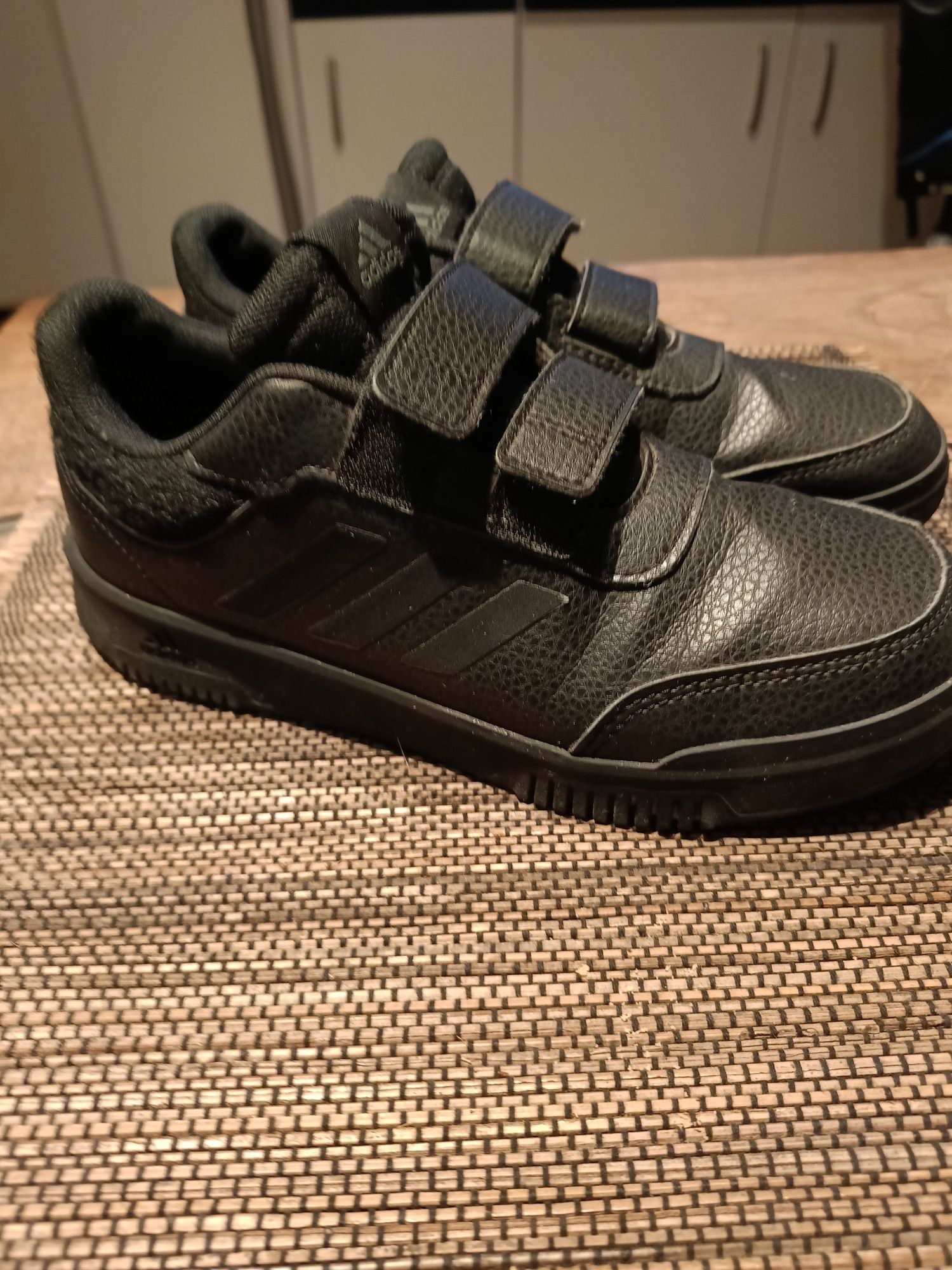 Adidasy chłopięce