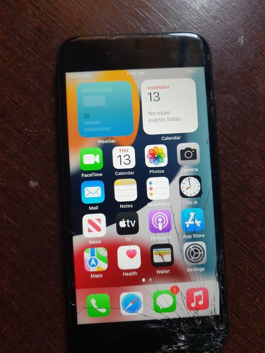 Айфон 7 в робочому стані