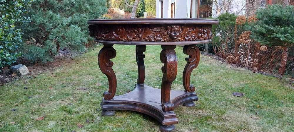 Stary rzeźbiony stół meble gdańskie