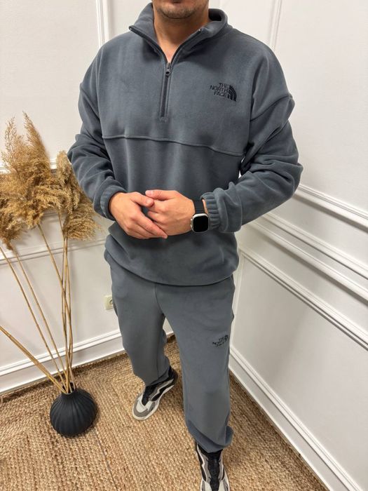 Теплый спортивный костюм на флисе мужской The north face