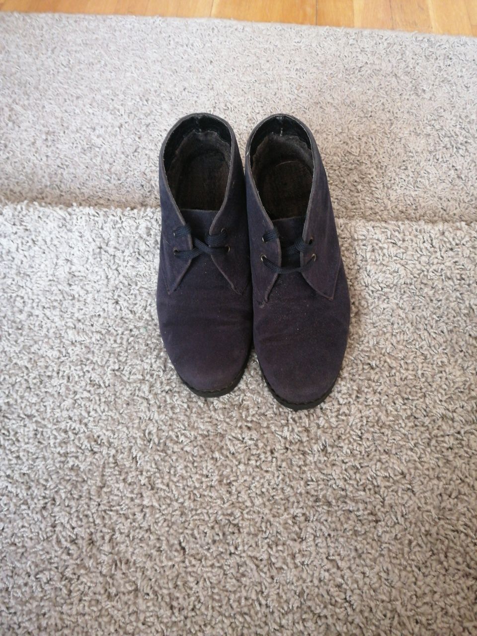 Buty zamszowe