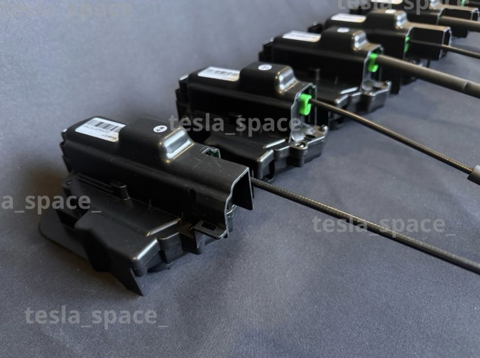 Доводчики дотяжки дверей для Tesla Model 3/Y, 3 Highland/ Y Juniper