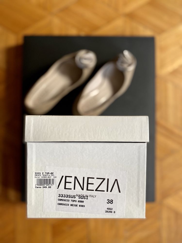 Buty damskie Venezia, beżowy zamsz 38