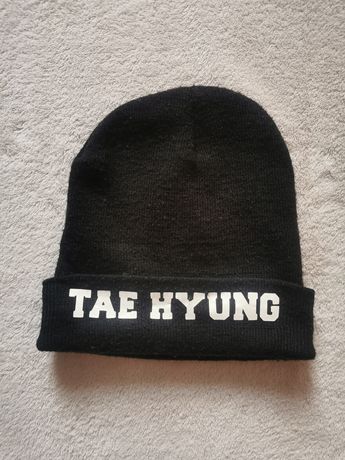 Czarna czapka bts taehyung