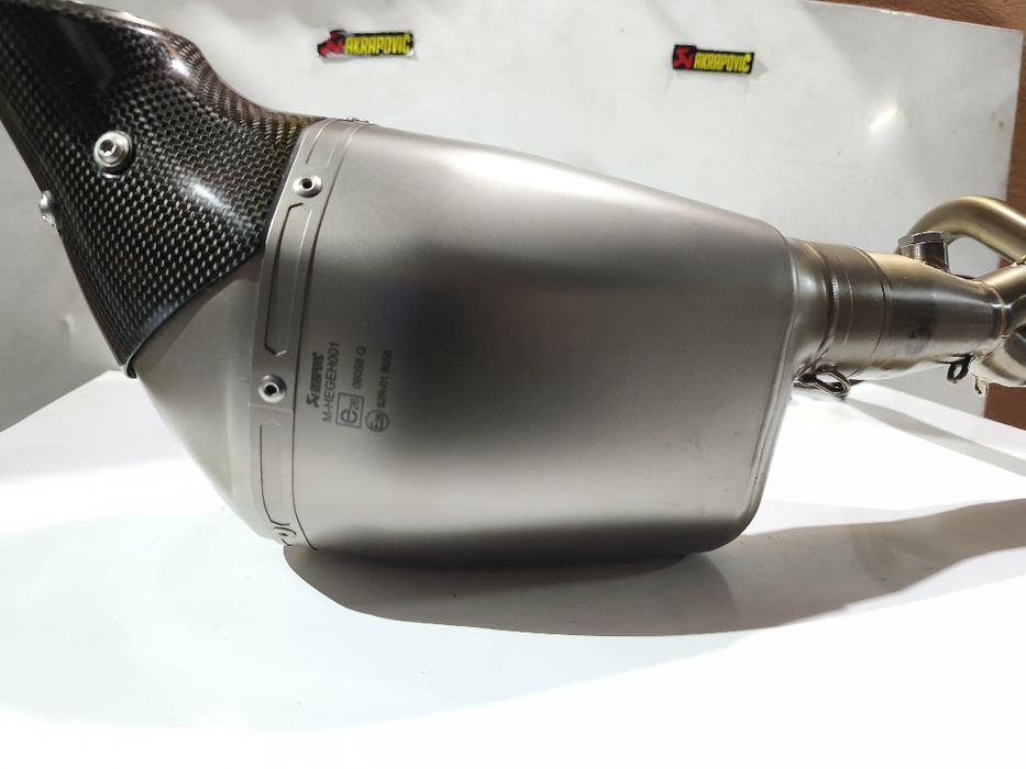 Ackrapovic Yamaha MT 07 / Tracer 700 / XSR 700 ( c/novo