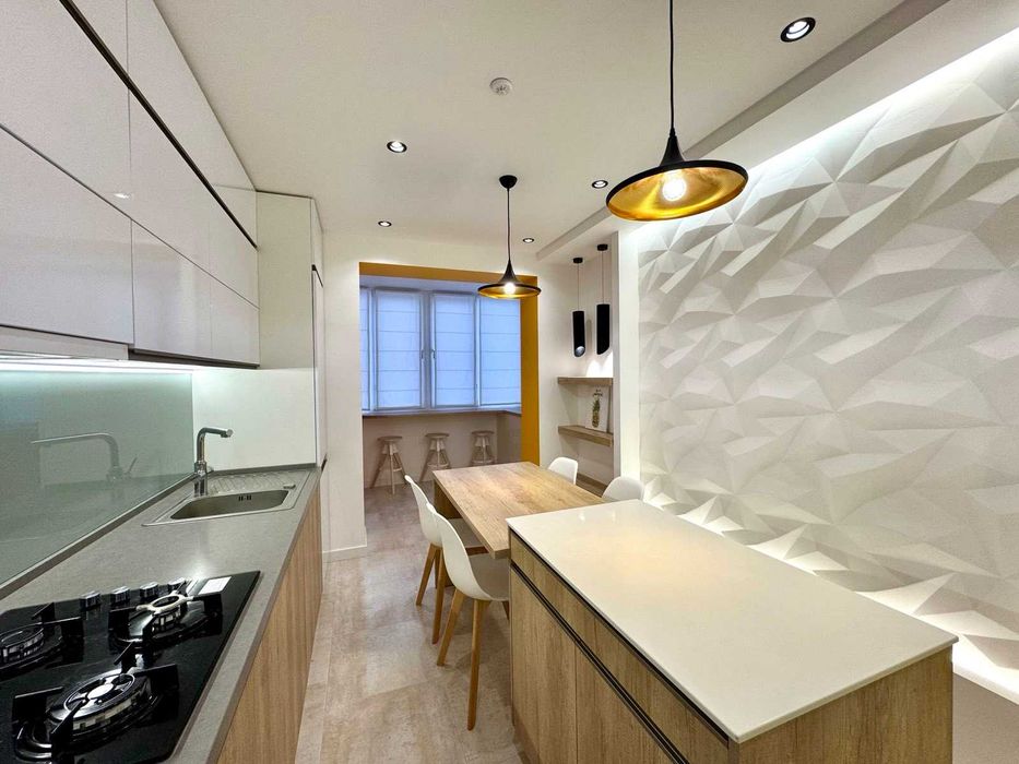 Продаю сучасну 2к квартиру в ЖК Набережний квартал. ц1