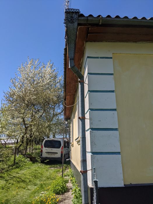 Будинок, присадибна ділянка та город
